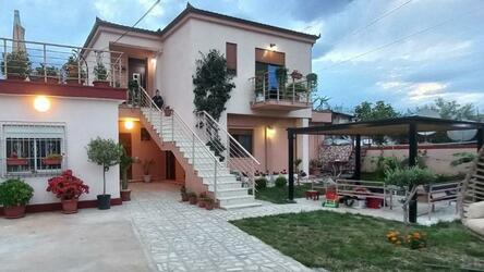 Bed & breakfast in Vlore, Albania/- Vila Noar